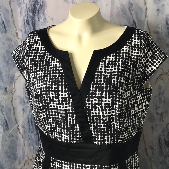 NWT Liz Claiborne sleeveless fitted dress V-neck Cotton Spandex - Picture 6 of 13